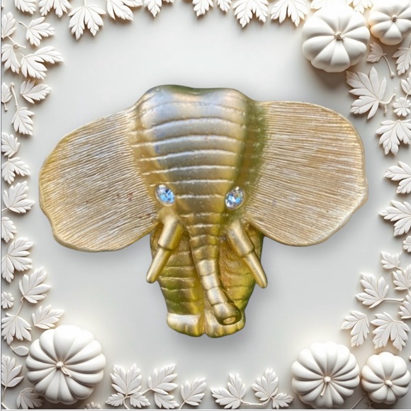 VINTAGE NORMA JEAN ELEPHANT BROOCH - Picture 3 of 4